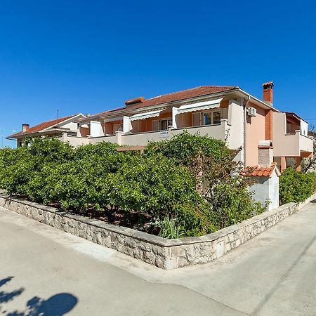 Apartments And Rooms Dobrila Jelsa (Hvar) Exterior foto