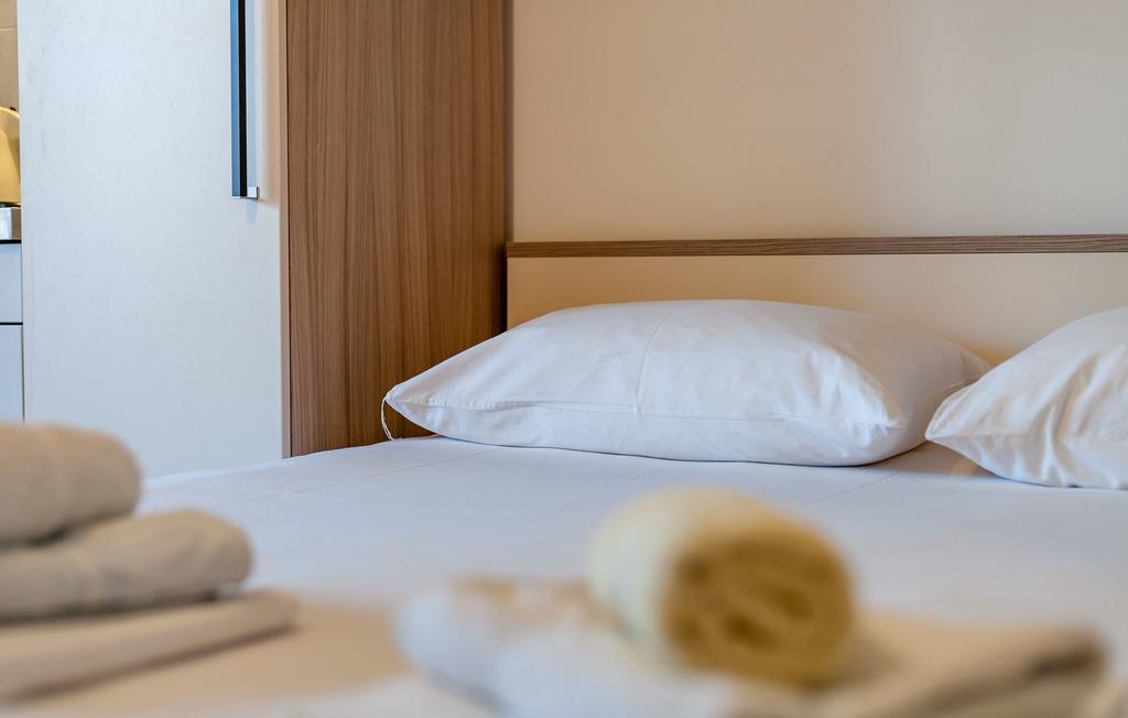 Apartments And Rooms Dobrila Jelsa (Hvar) Exterior foto