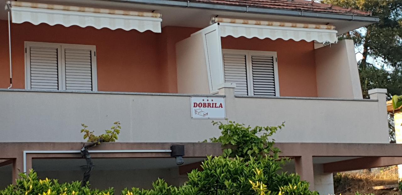 Apartments And Rooms Dobrila Jelsa (Hvar) Exterior foto