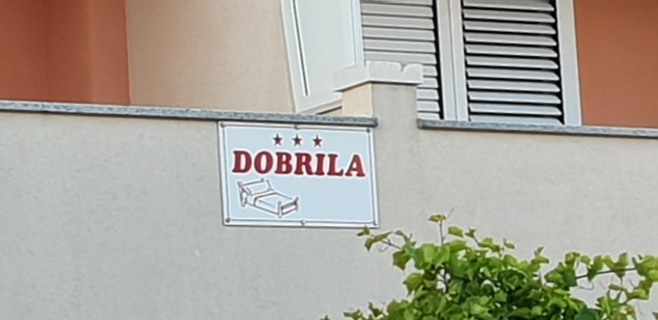 Apartments And Rooms Dobrila Jelsa (Hvar) Exterior foto